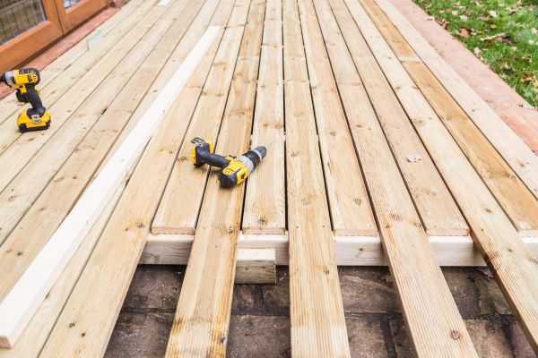 Cost of Damaged Deck Boards Repair in Torrance