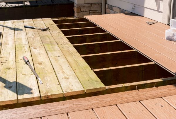 Cost of Deck Floor Replacement in Torrance